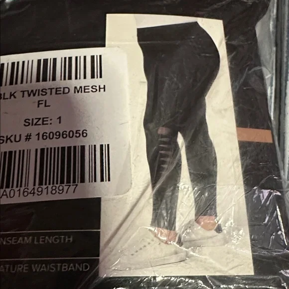 Torrid - Picture 2 of 3